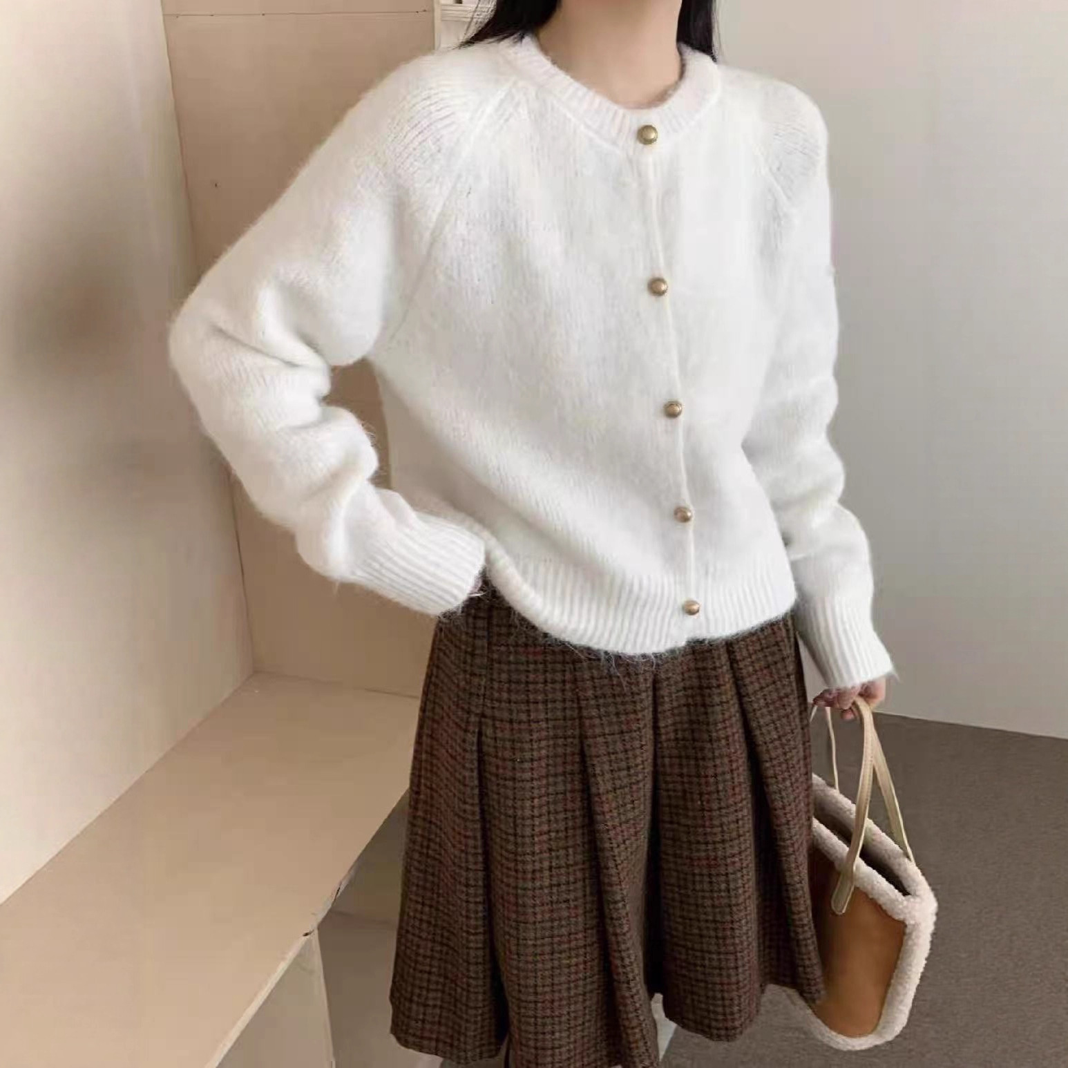 Metal Buckle Round Neck Knitted Cardigan Loose Casual - Image 6